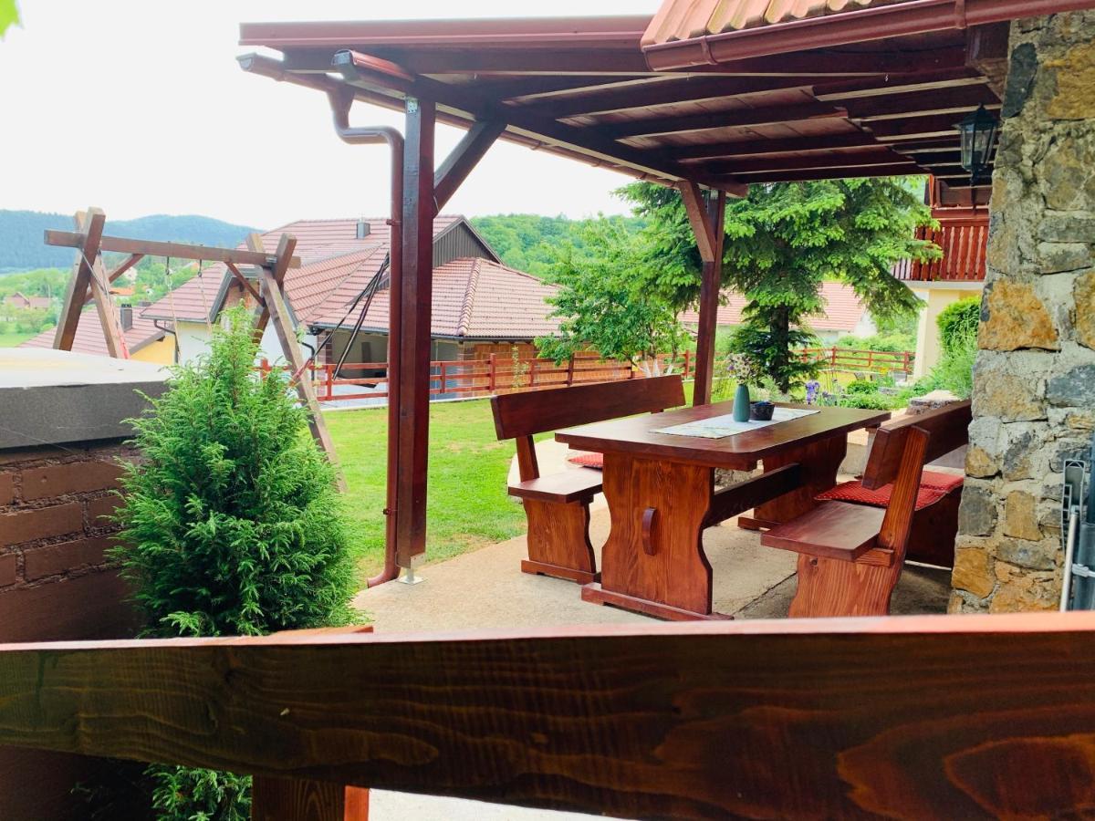 Apartman Korina Otočac Εξωτερικό φωτογραφία