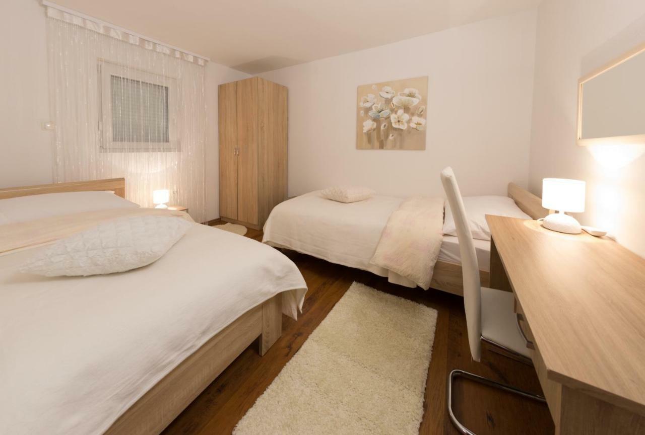 Apartman Korina Otočac Εξωτερικό φωτογραφία